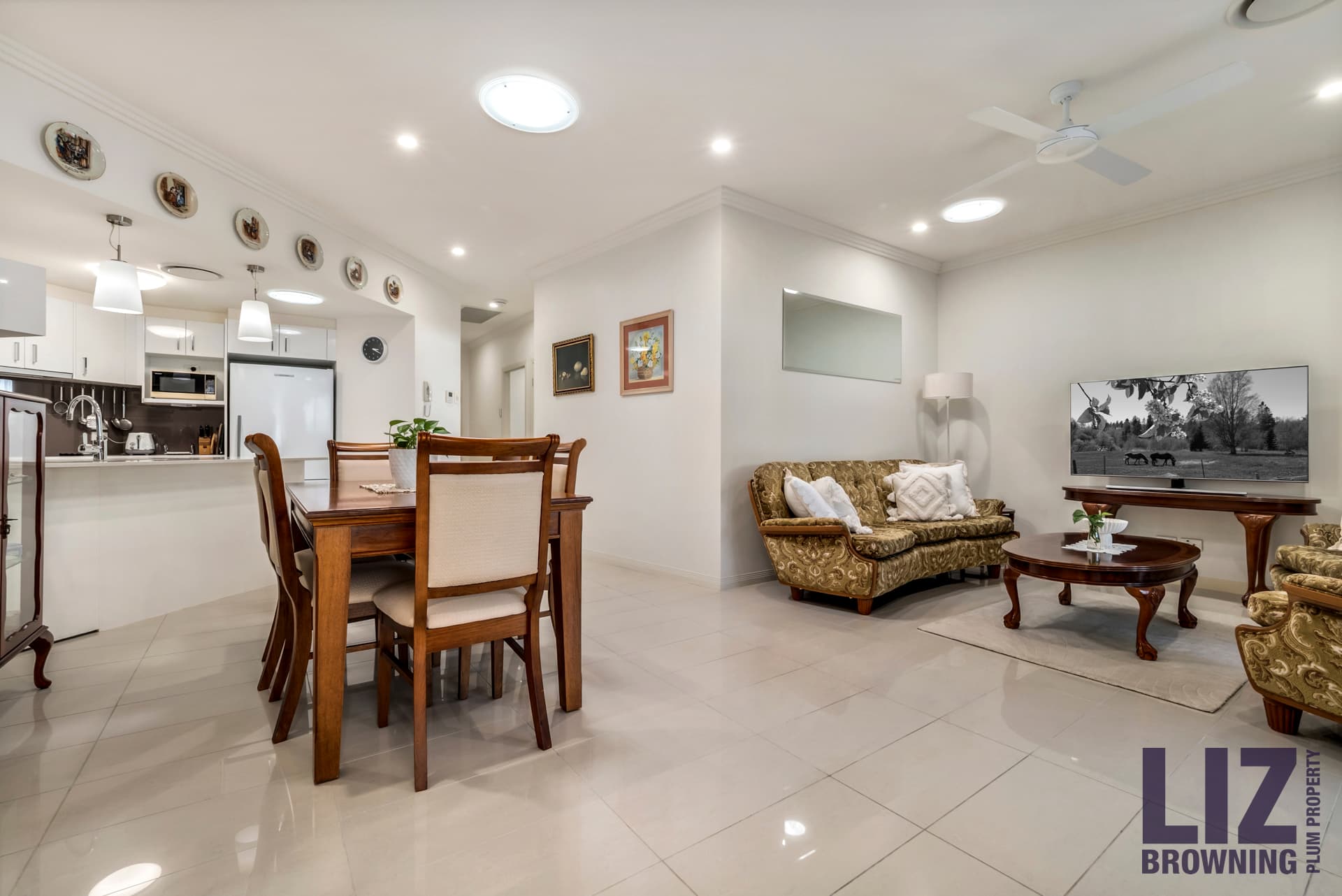 33/17 Marshall Lane, Kenmore - Thumbnail 2