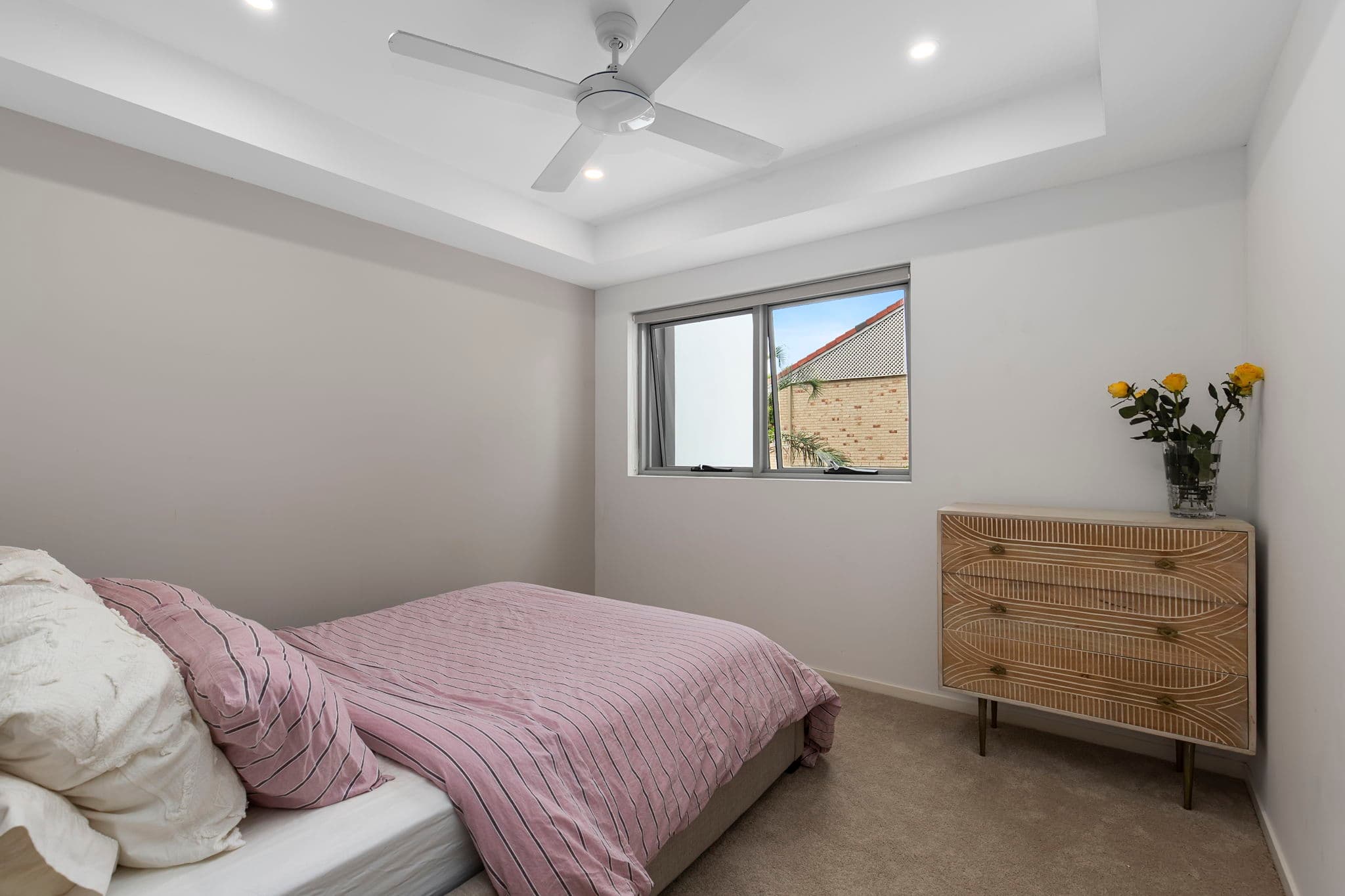 8/17 Mayhew Street, Sherwood - Thumbnail 6