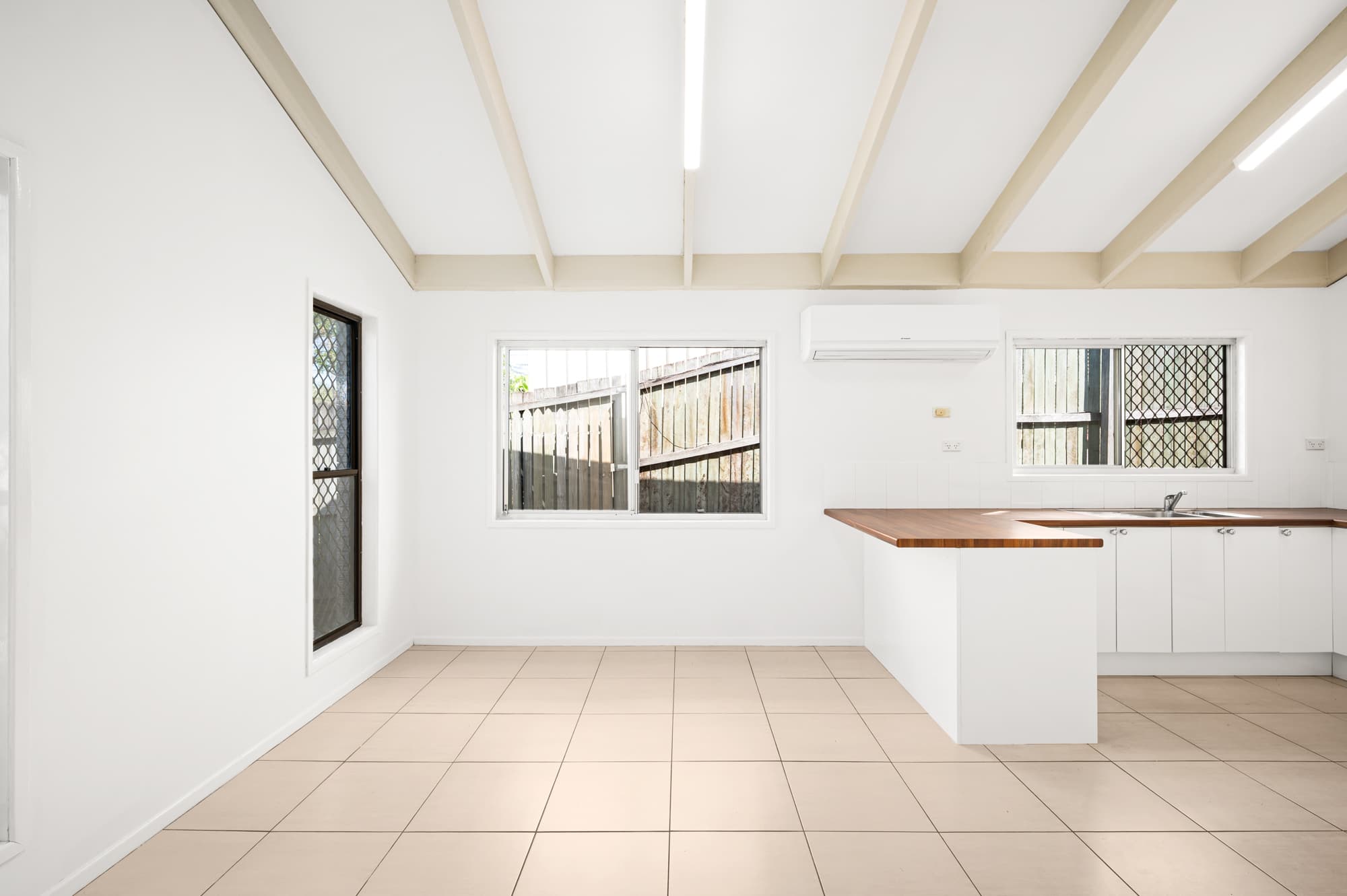 13 Castor Avenue, Coorparoo - Thumbnail 7