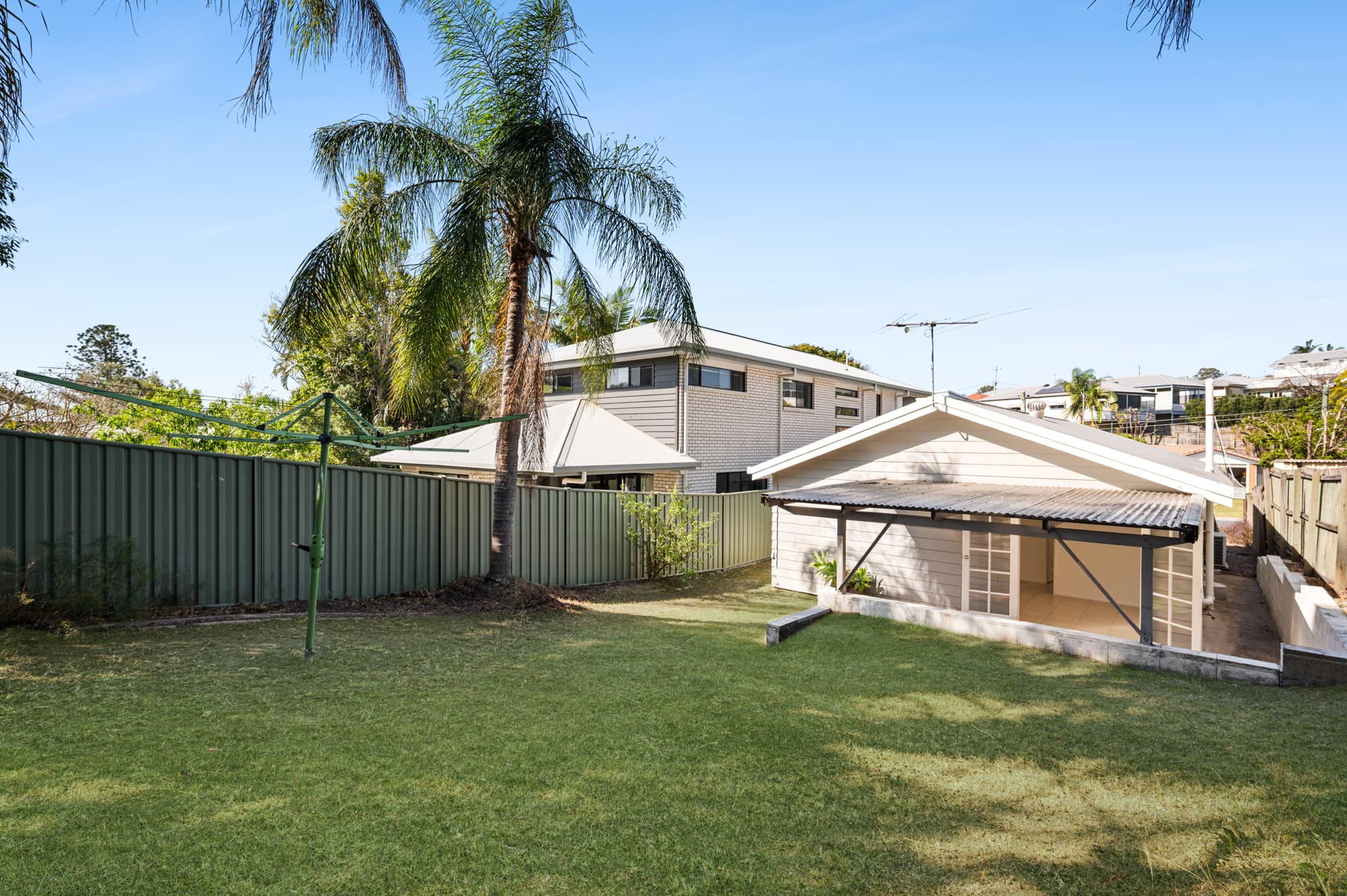 13 Castor Avenue, Coorparoo - Image 1