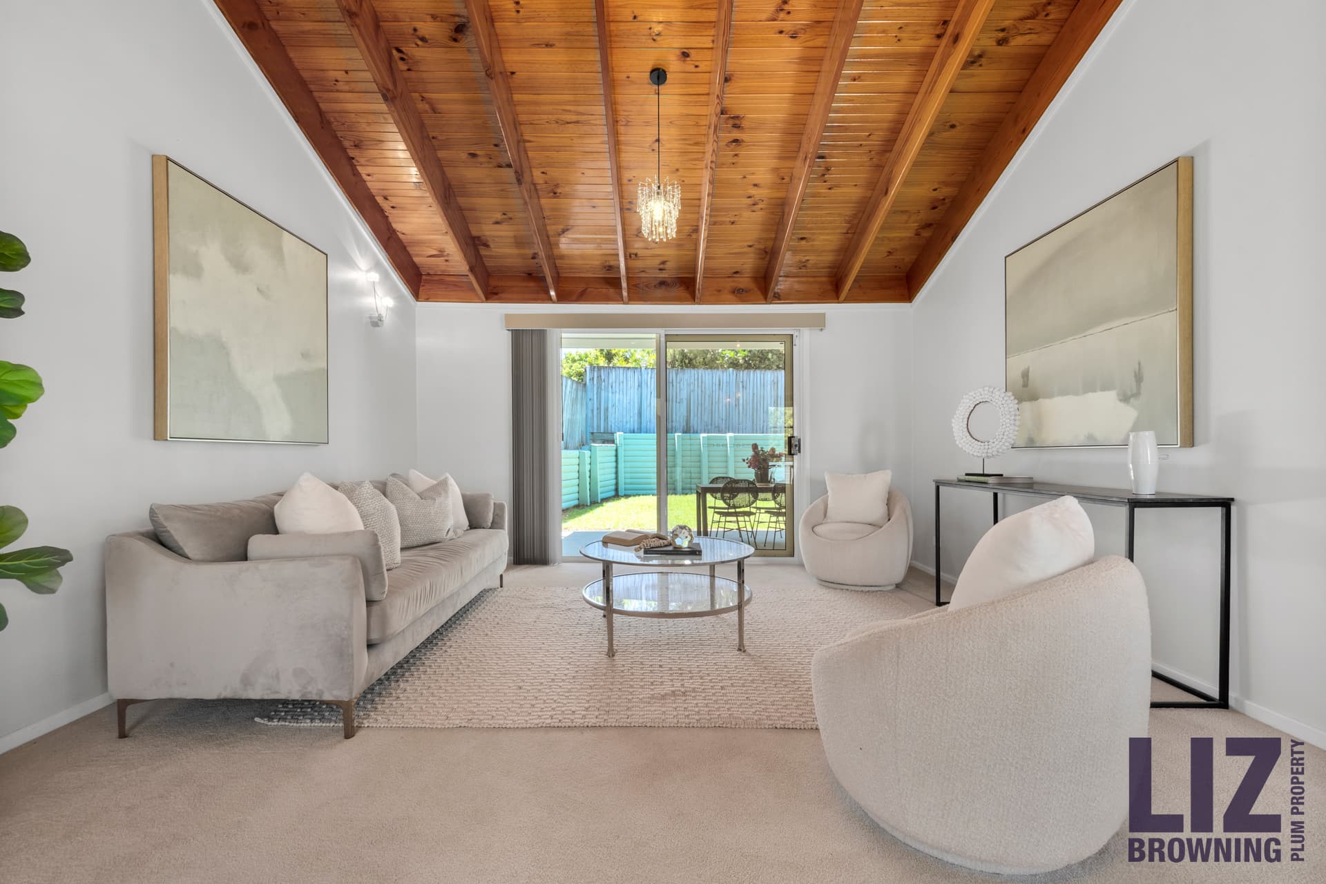 4 Tangmere Street, Chapel Hill - Thumbnail 2