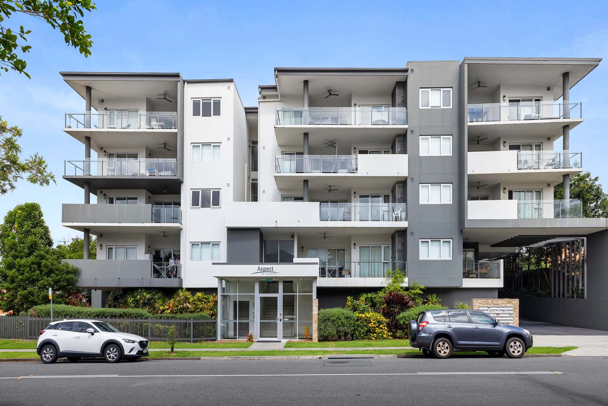 29/2 Laurence Street, St Lucia - Image 1