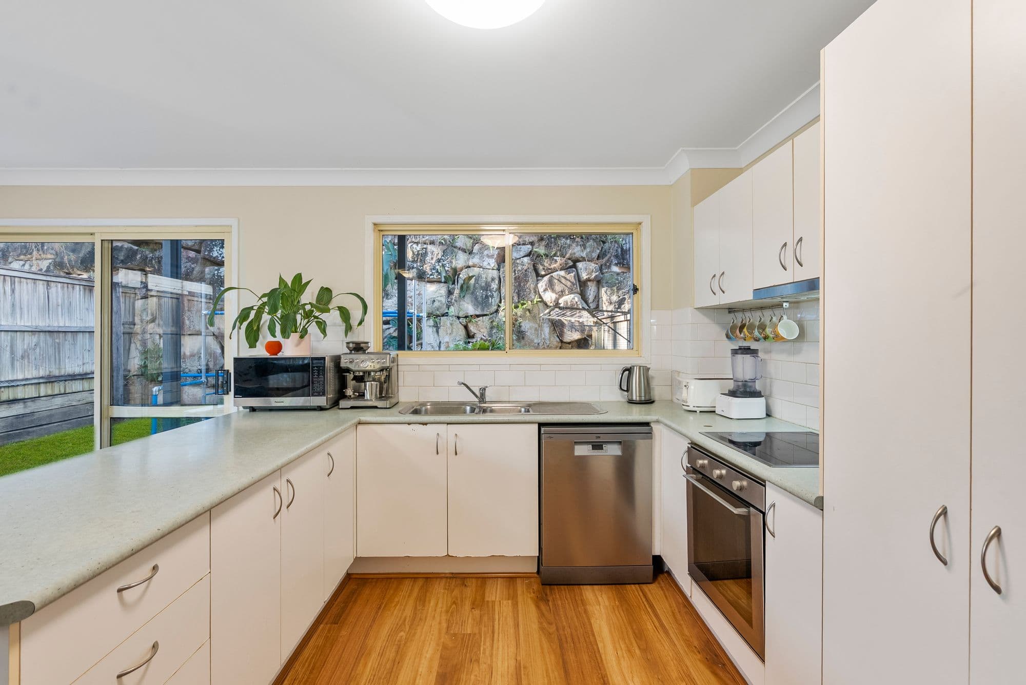 6/87 Russell Terrace, Indooroopilly - Thumbnail 5