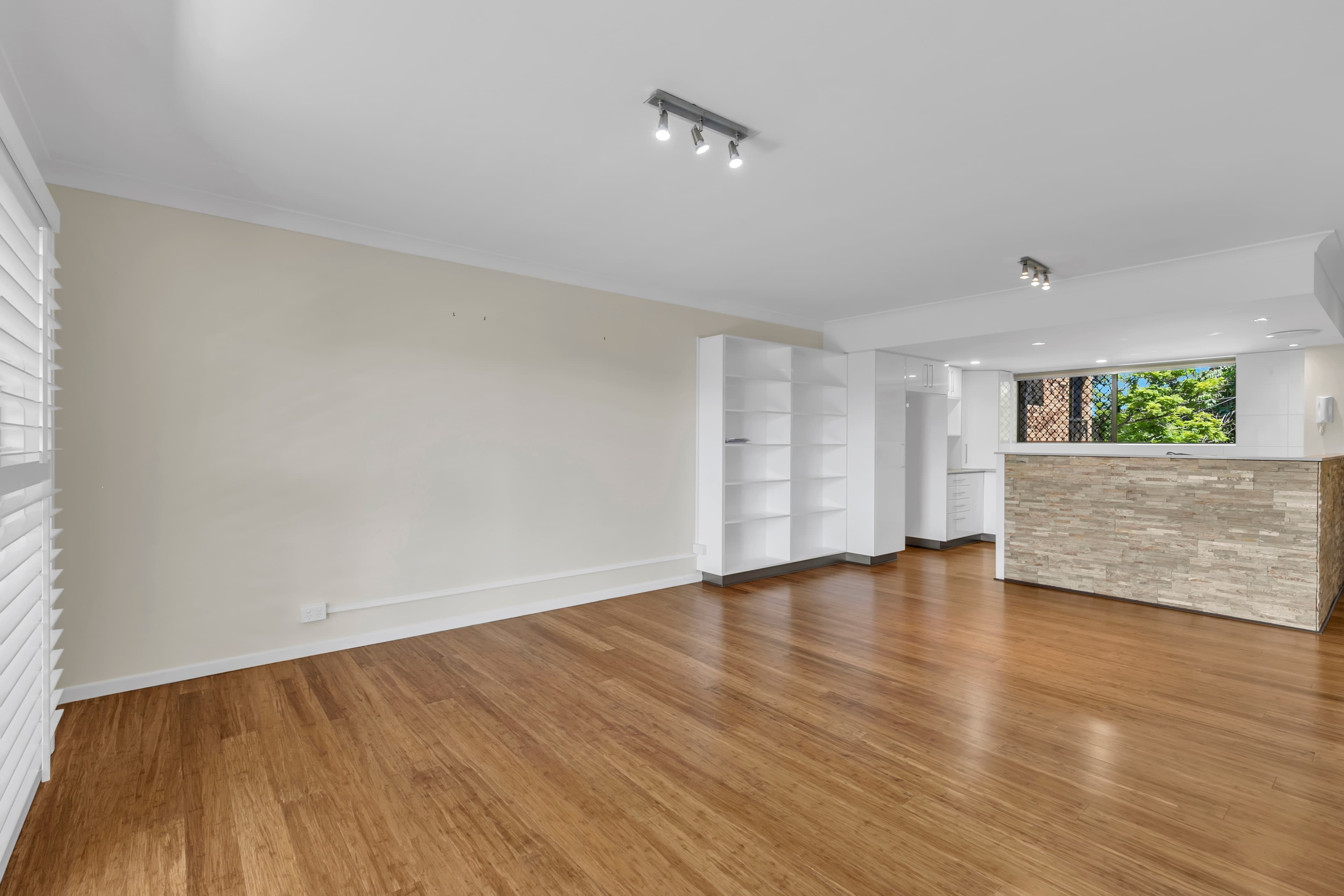 6/111 Station Road, Indooroopilly - Thumbnail 4