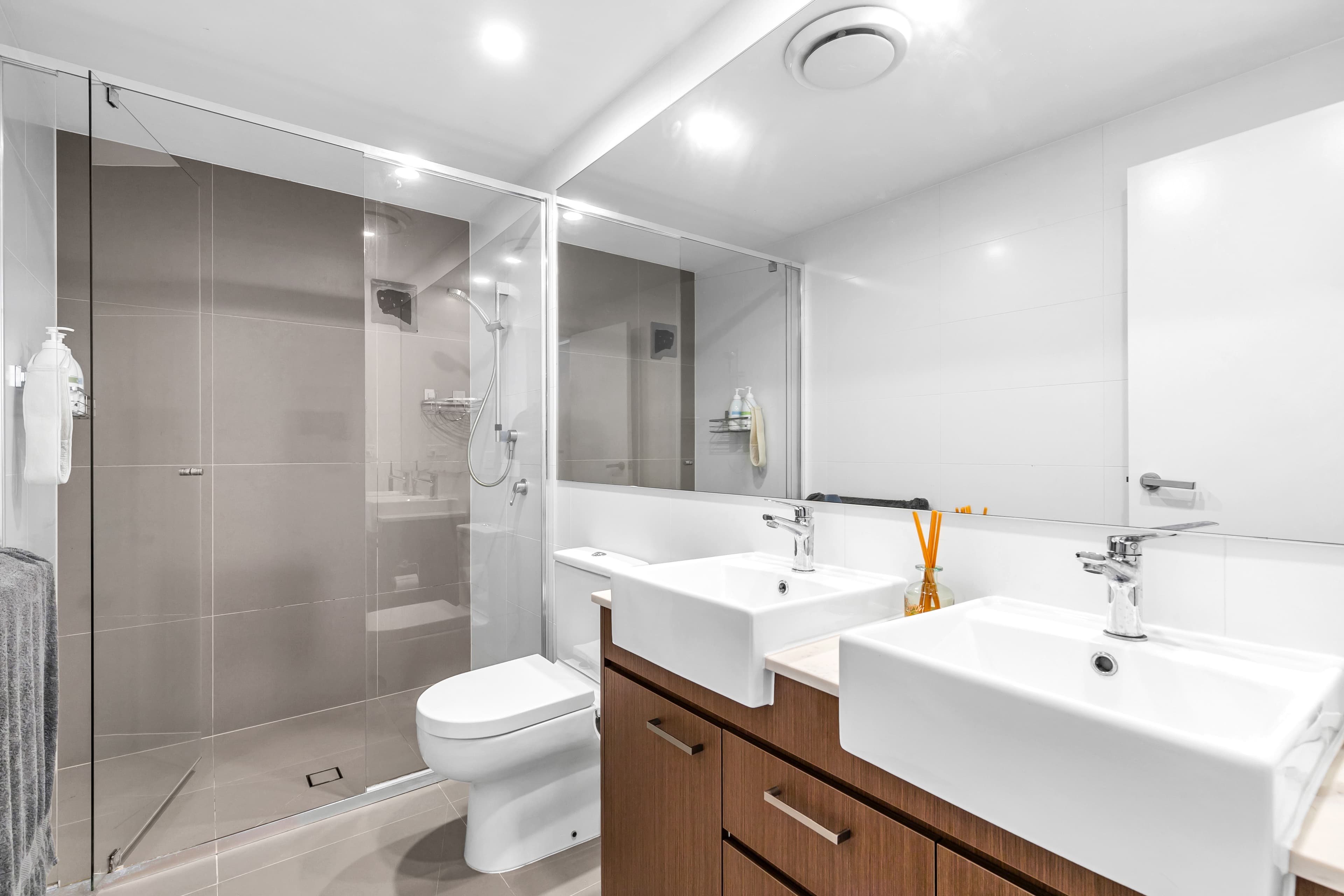 204/6 Algar Street, Windsor - Thumbnail 6