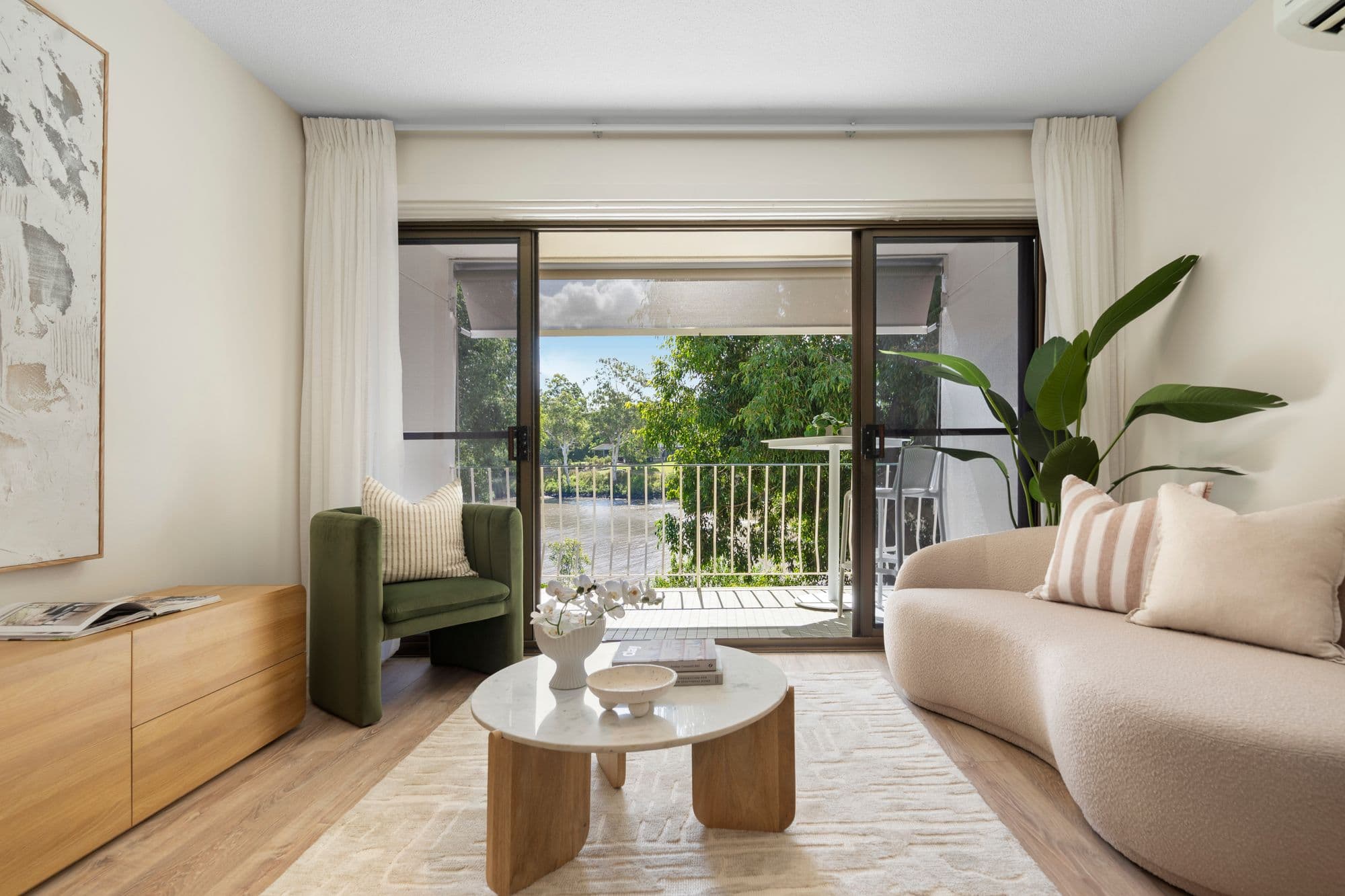 4/7 Sutton Street, Chelmer - Image 1