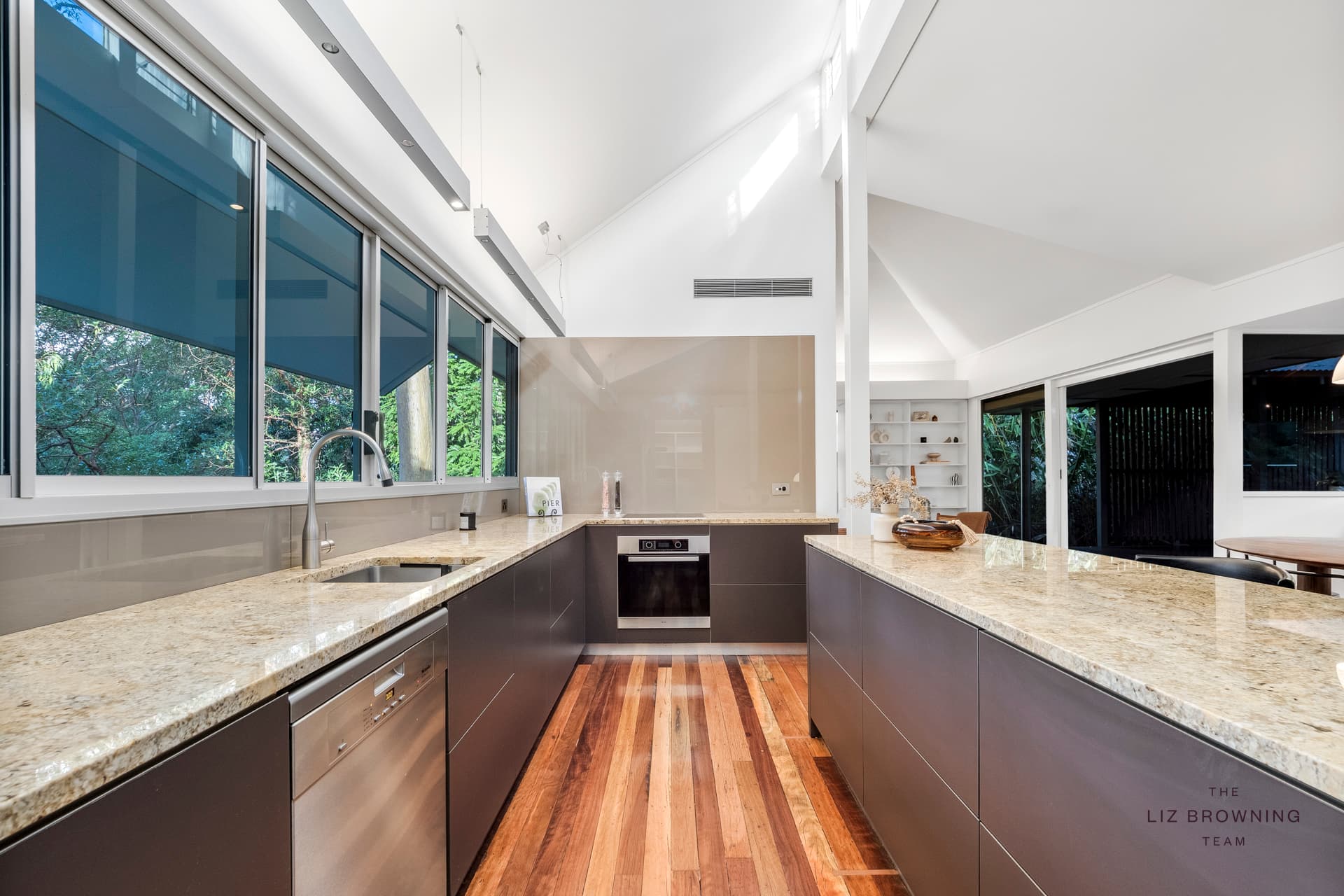18 Ludlow Street, Chapel Hill - Thumbnail 3