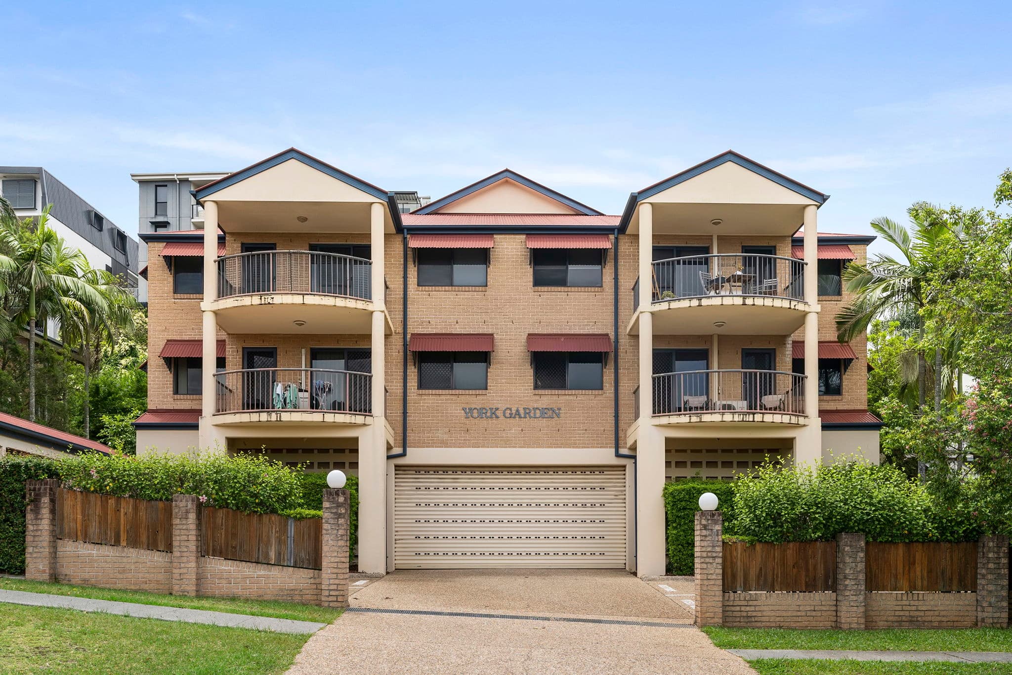 2/54 York Street, Indooroopilly - Image 1