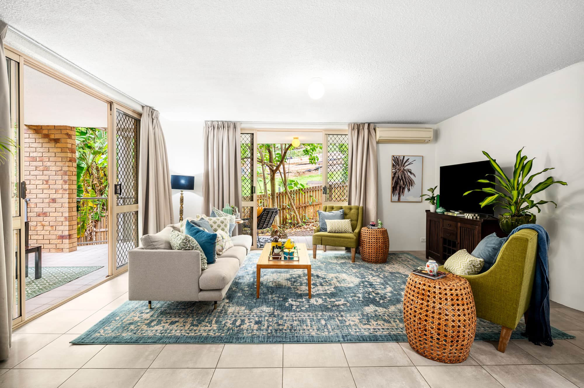 1/298 Swann Road, St Lucia - Thumbnail 3