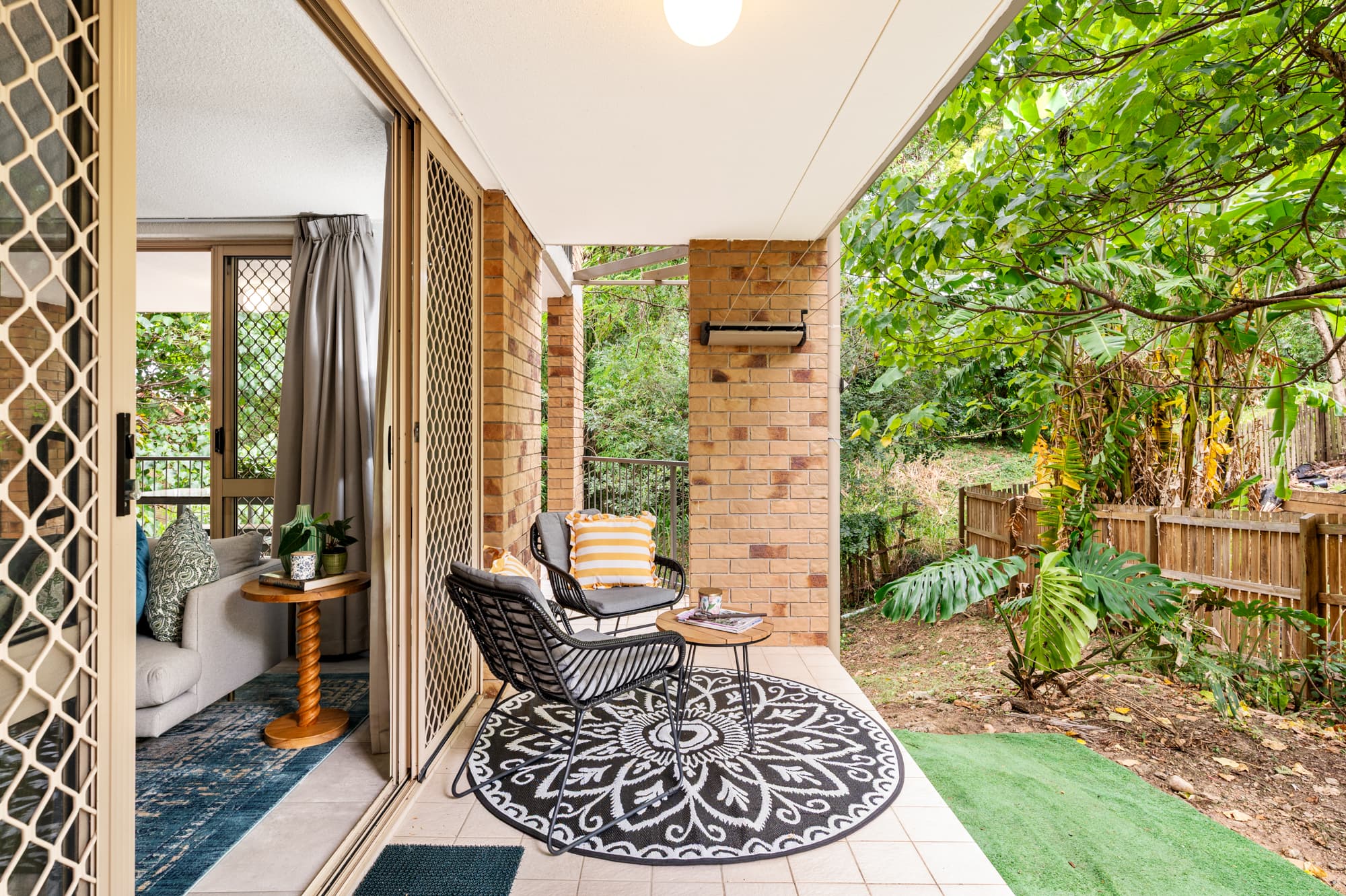 1/298 Swann Road, St Lucia - Thumbnail 4
