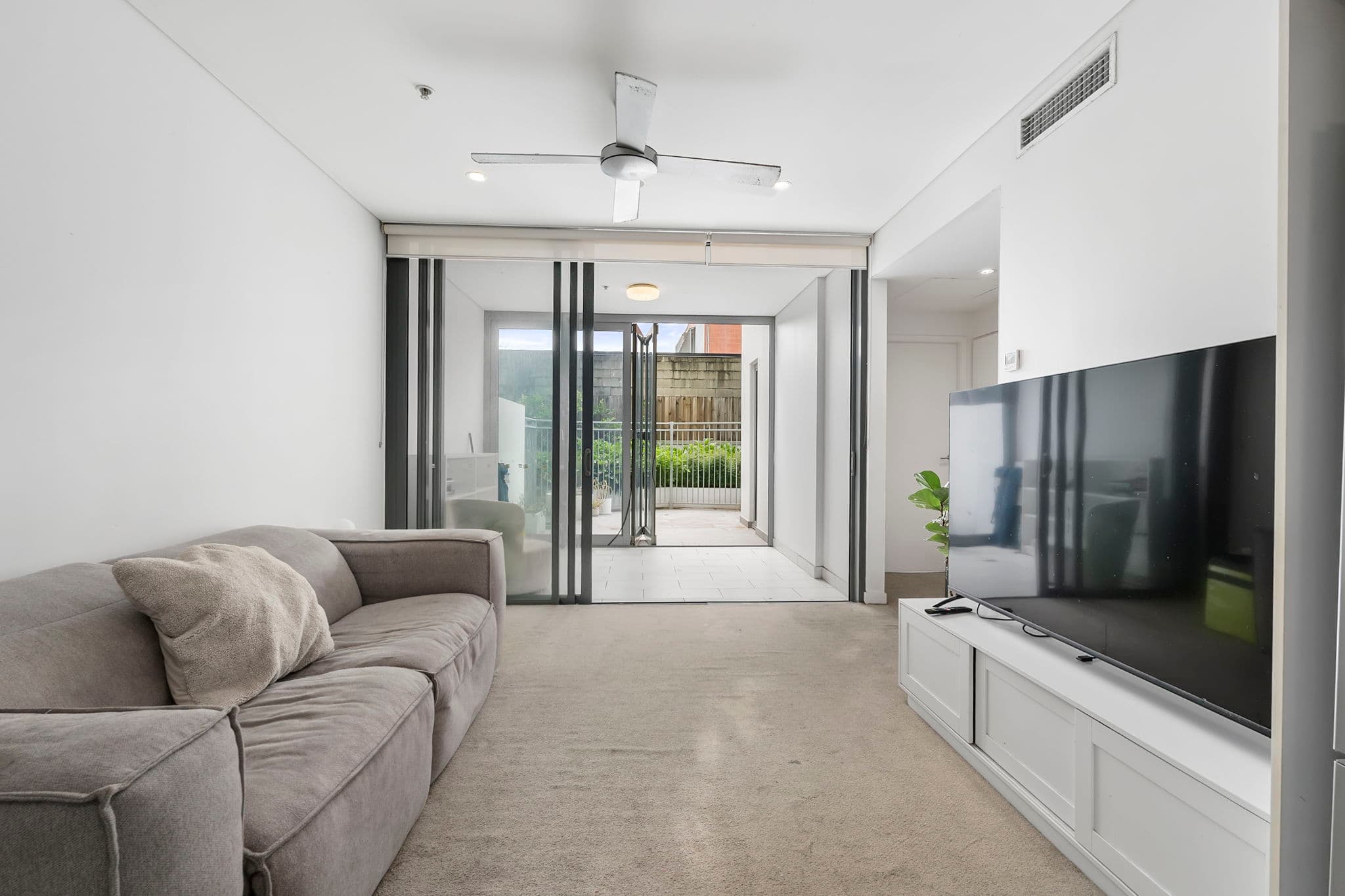 1005/16 Hamilton Pla..., Bowen Hills - Image 1