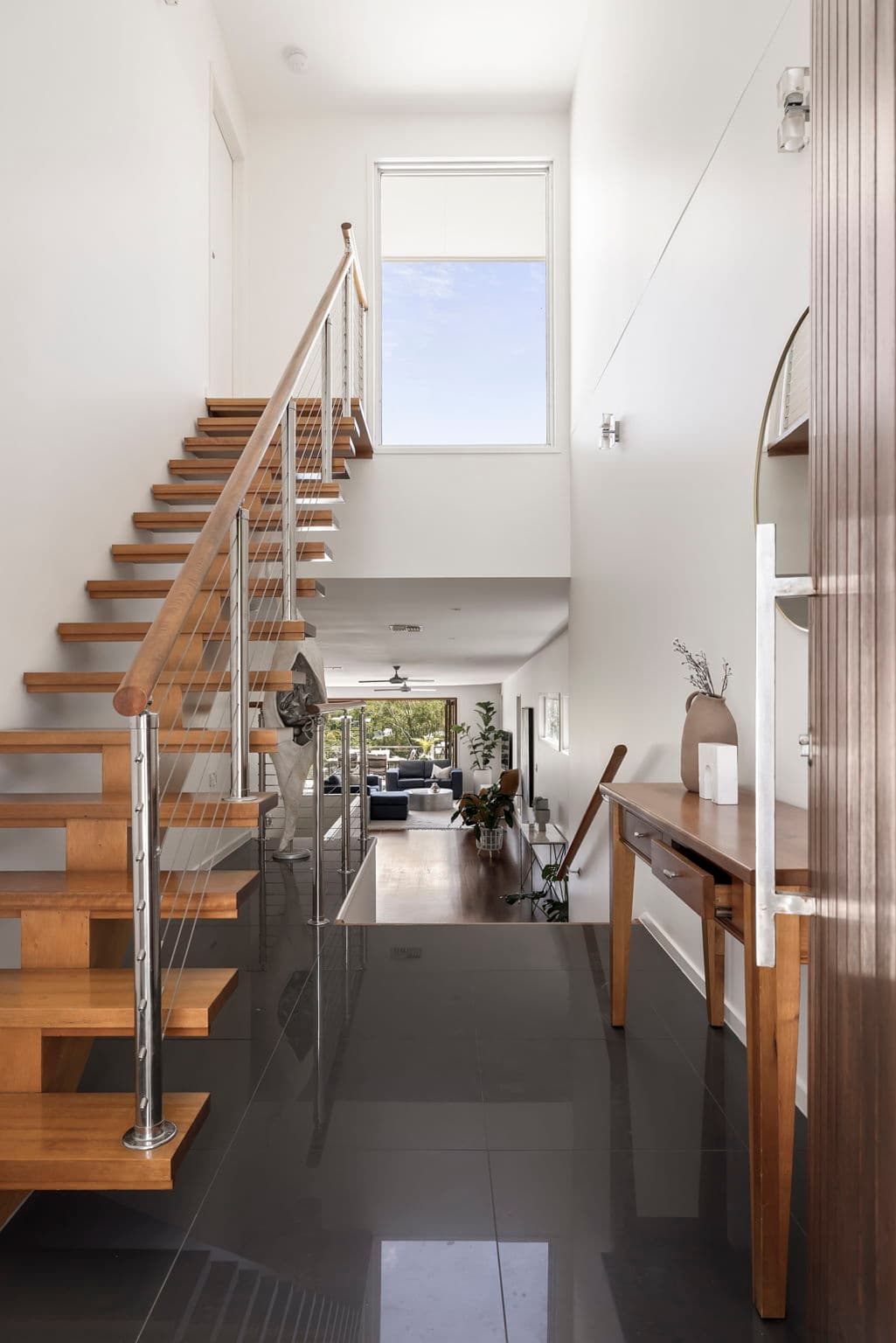 261 Stanley Terrace, Toowong - Thumbnail 2