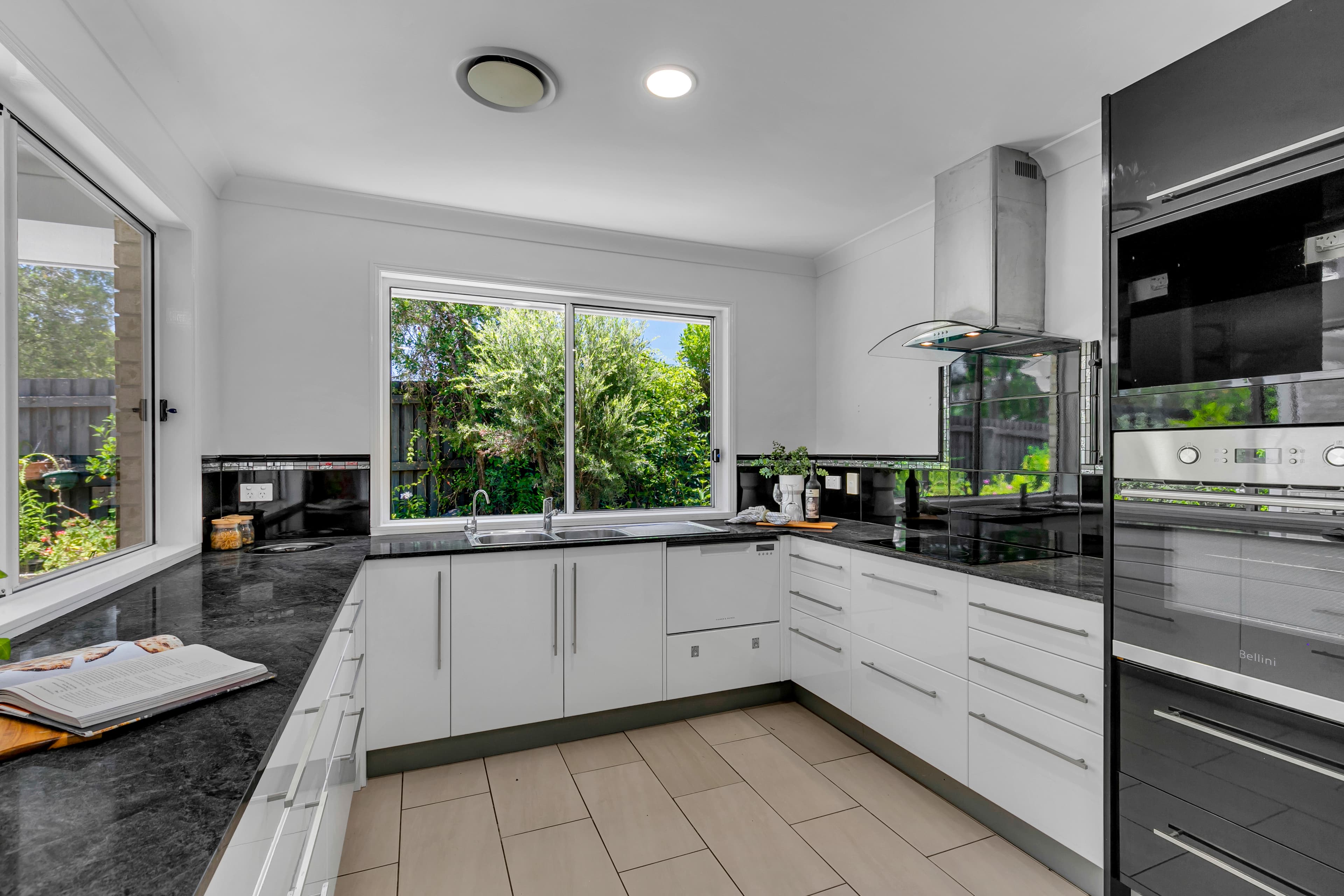 2/28 Corsair Street, Moggill - Thumbnail 4