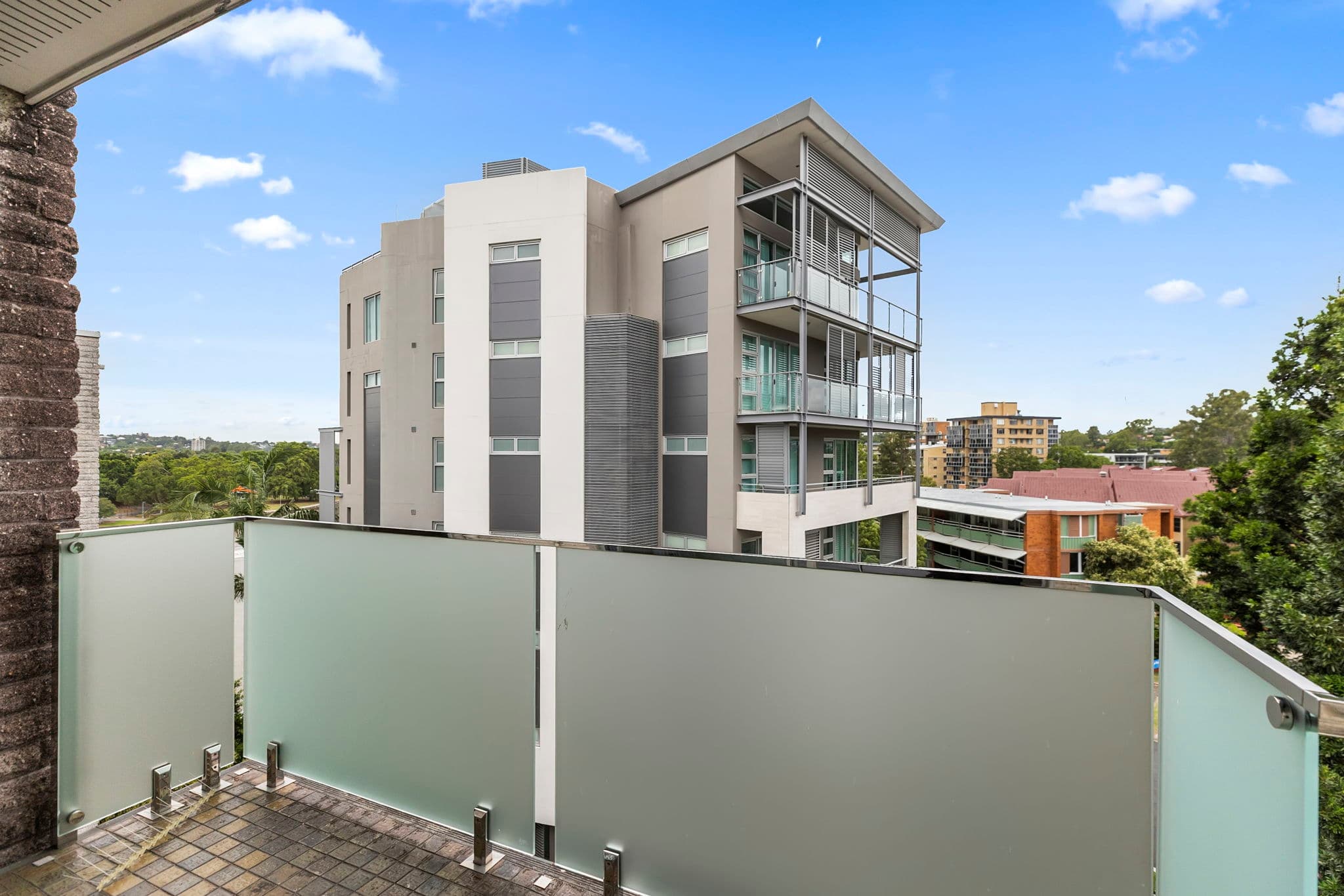 22/26 Brisbane Stree..., Toowong - Thumbnail 7