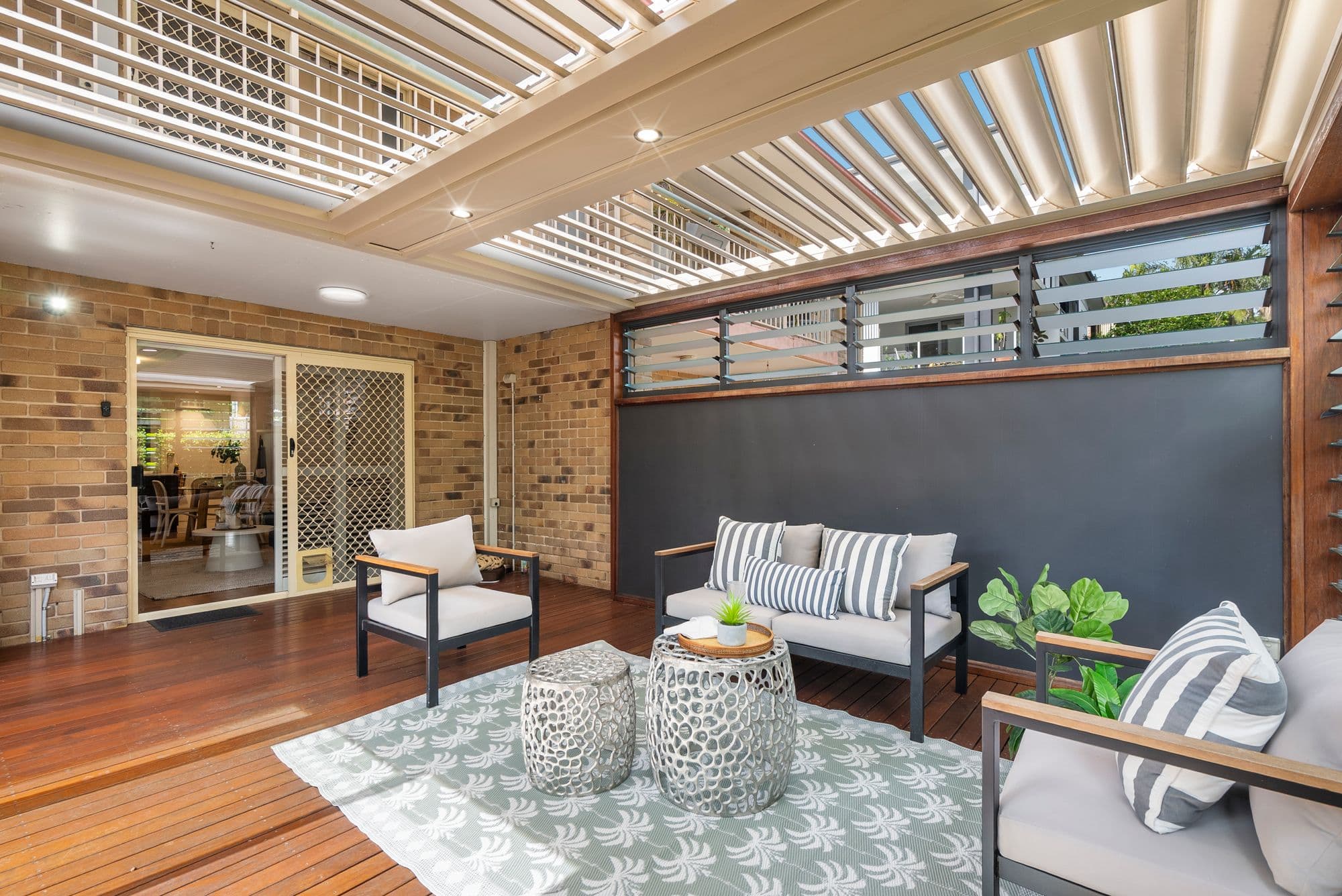 2/30 Denman Street, Alderley - Thumbnail 2