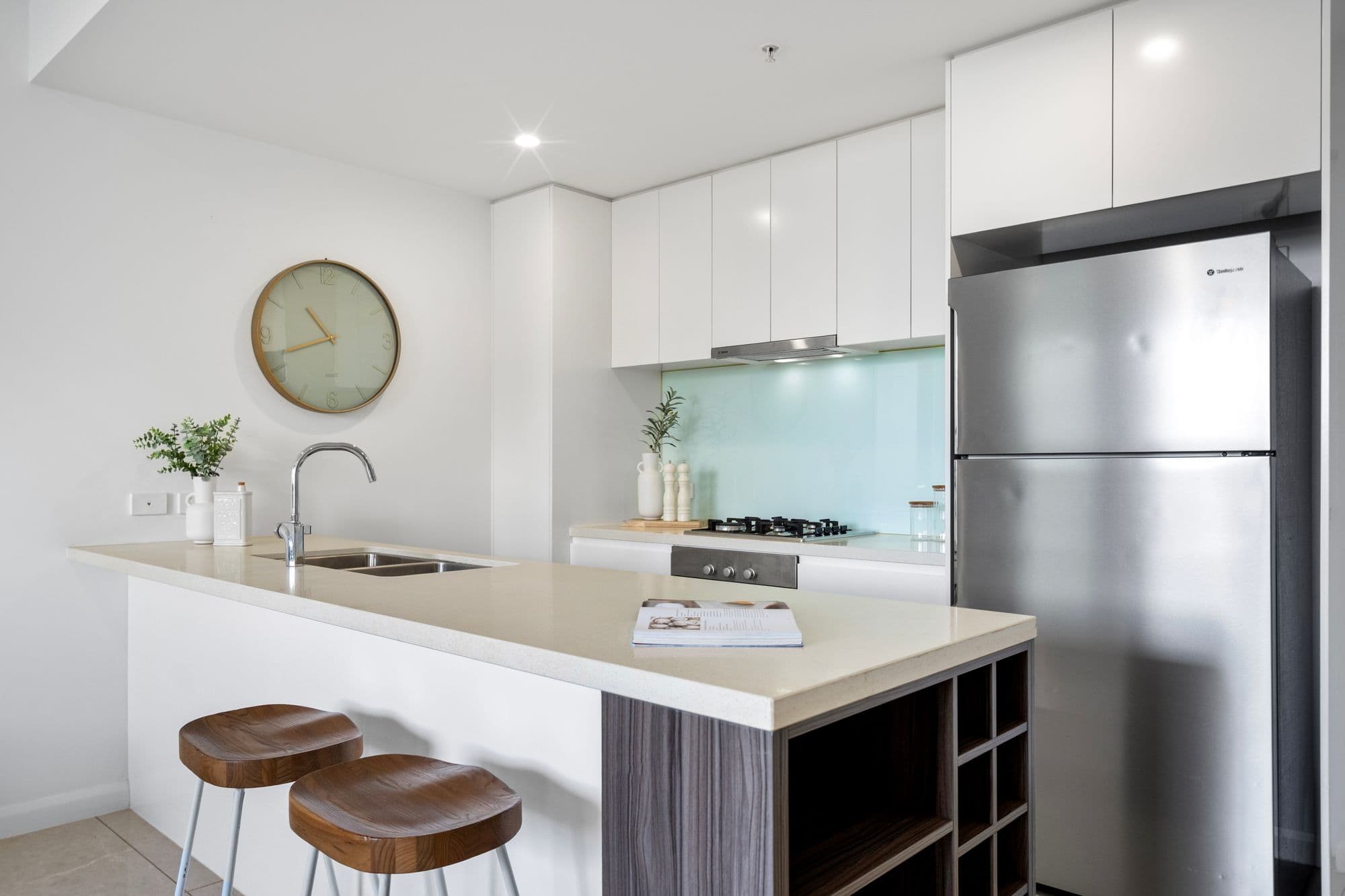298/181 Clarence Roa..., Indooroopilly - Thumbnail 3