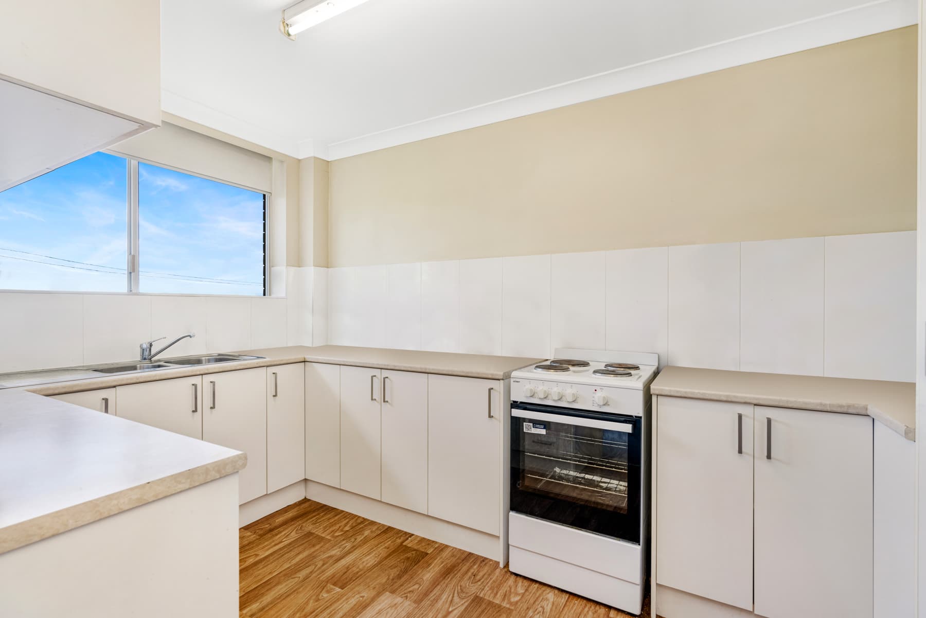 6/83 Swann Road, Taringa - Thumbnail 3