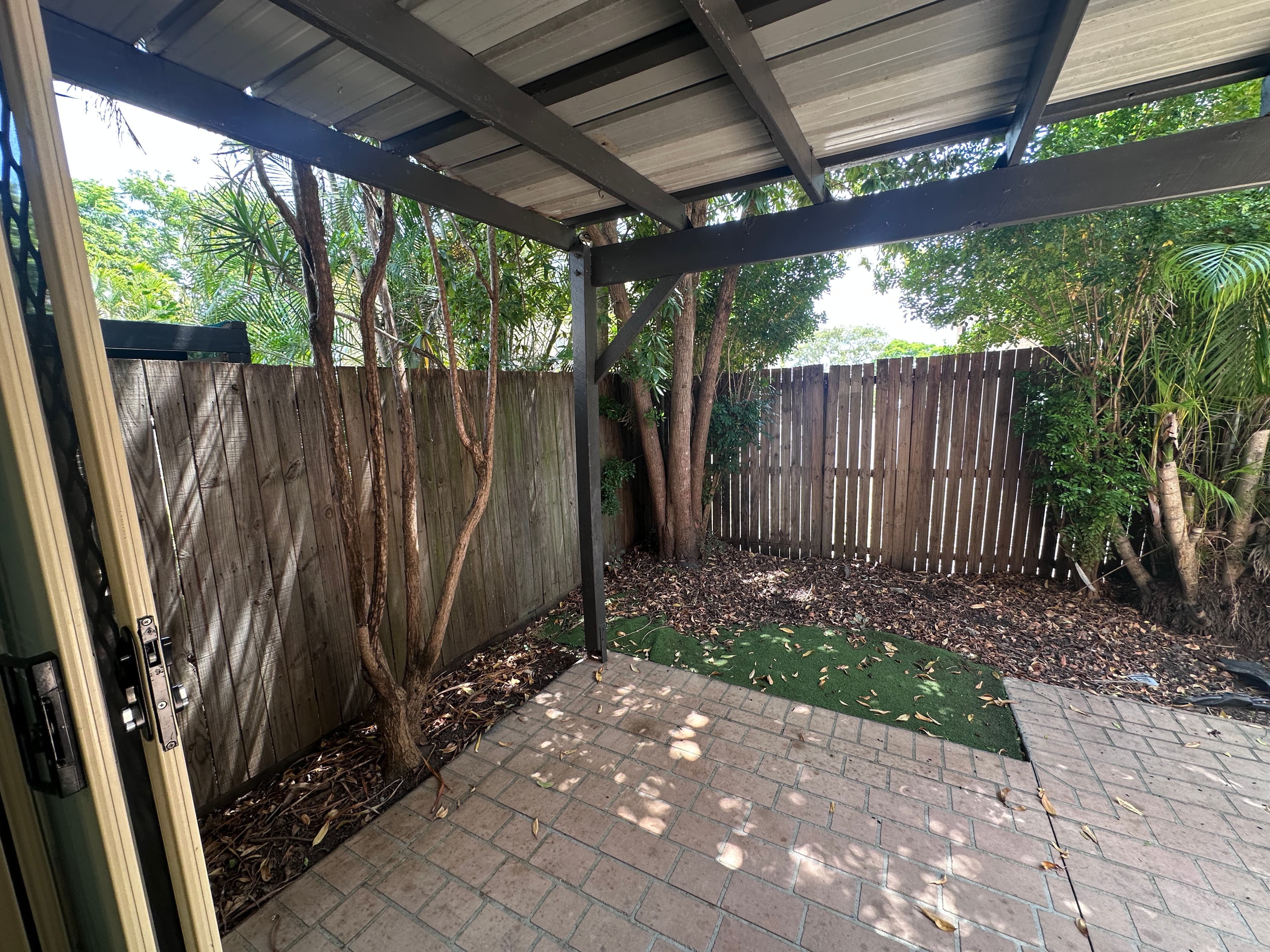 8/118 Hamilton Road, Moorooka - Thumbnail 3
