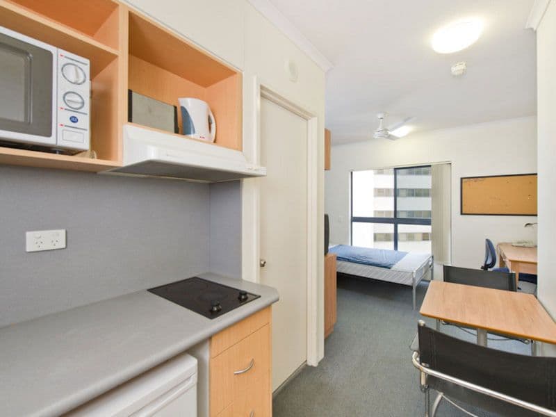 24 Cedarhurst Street, The Gap - Thumbnail 6