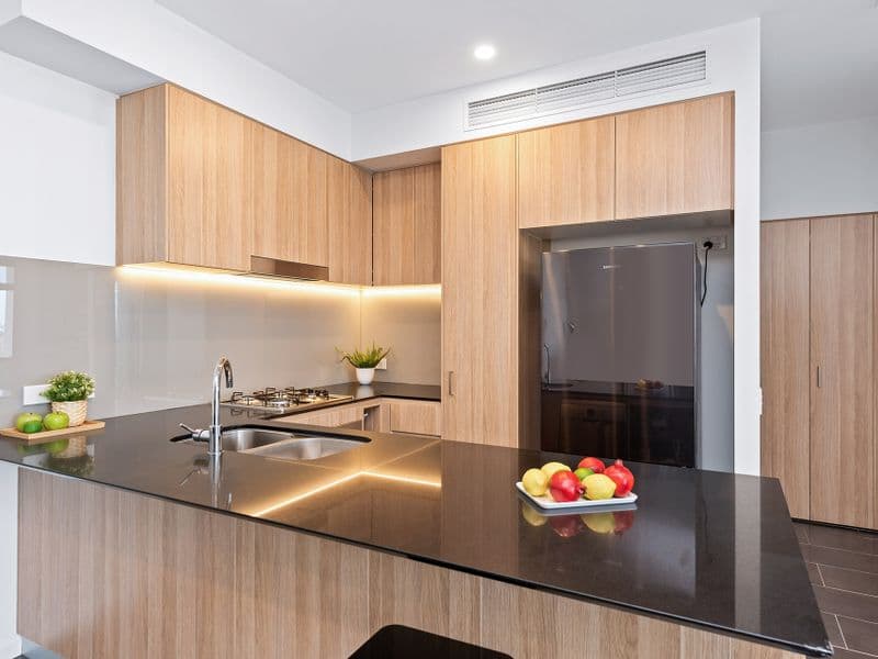 907/125 Station Road, Indooroopilly - Thumbnail 3