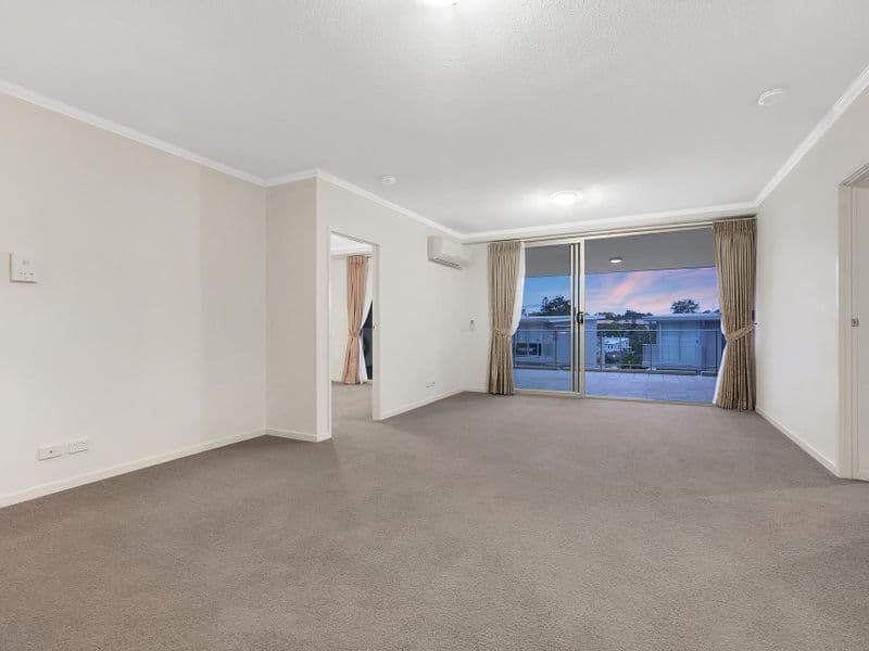 26/24 Allwood Street, Indooroopilly - Image 1