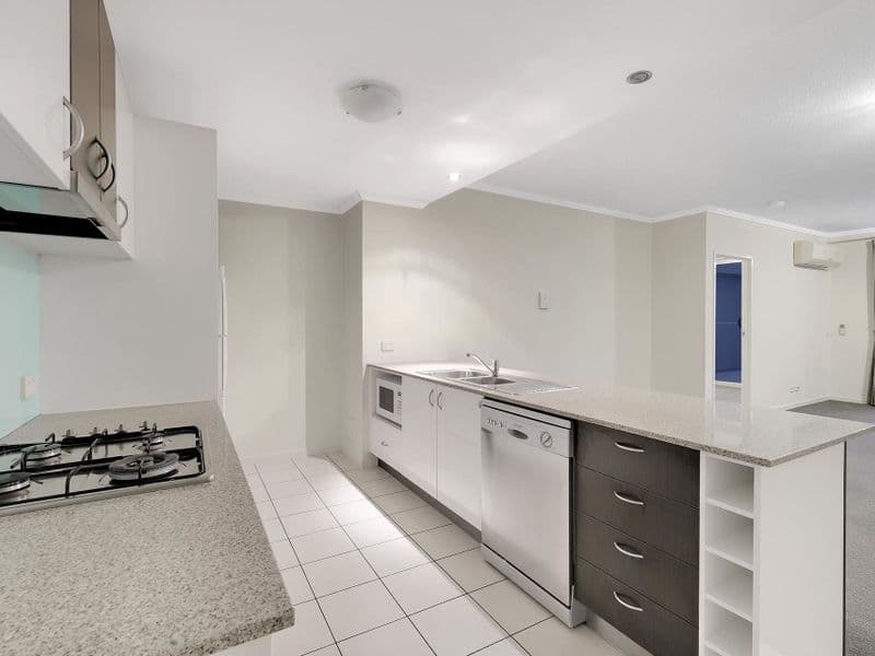 26/24 Allwood Street, Indooroopilly - Thumbnail 4