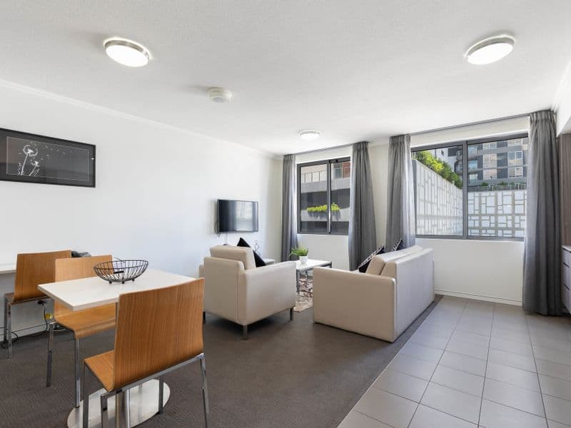 507/35 Peel Street, South Brisbane - Thumbnail 6