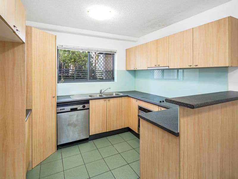28/7 Landsborough Te..., Toowong - Thumbnail 4