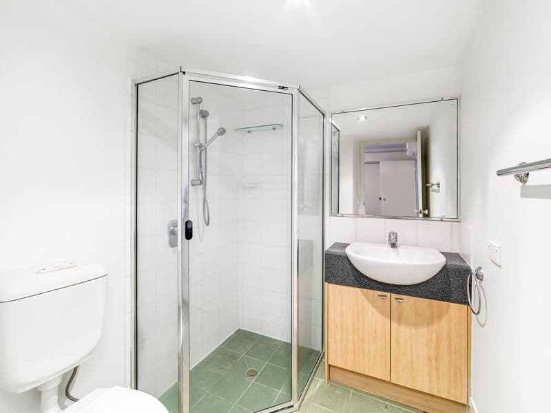 28/7 Landsborough Te..., Toowong - Thumbnail 6