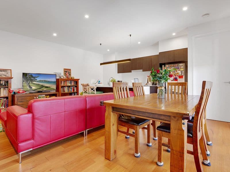 404/133 Clarence Roa..., Indooroopilly - Thumbnail 2