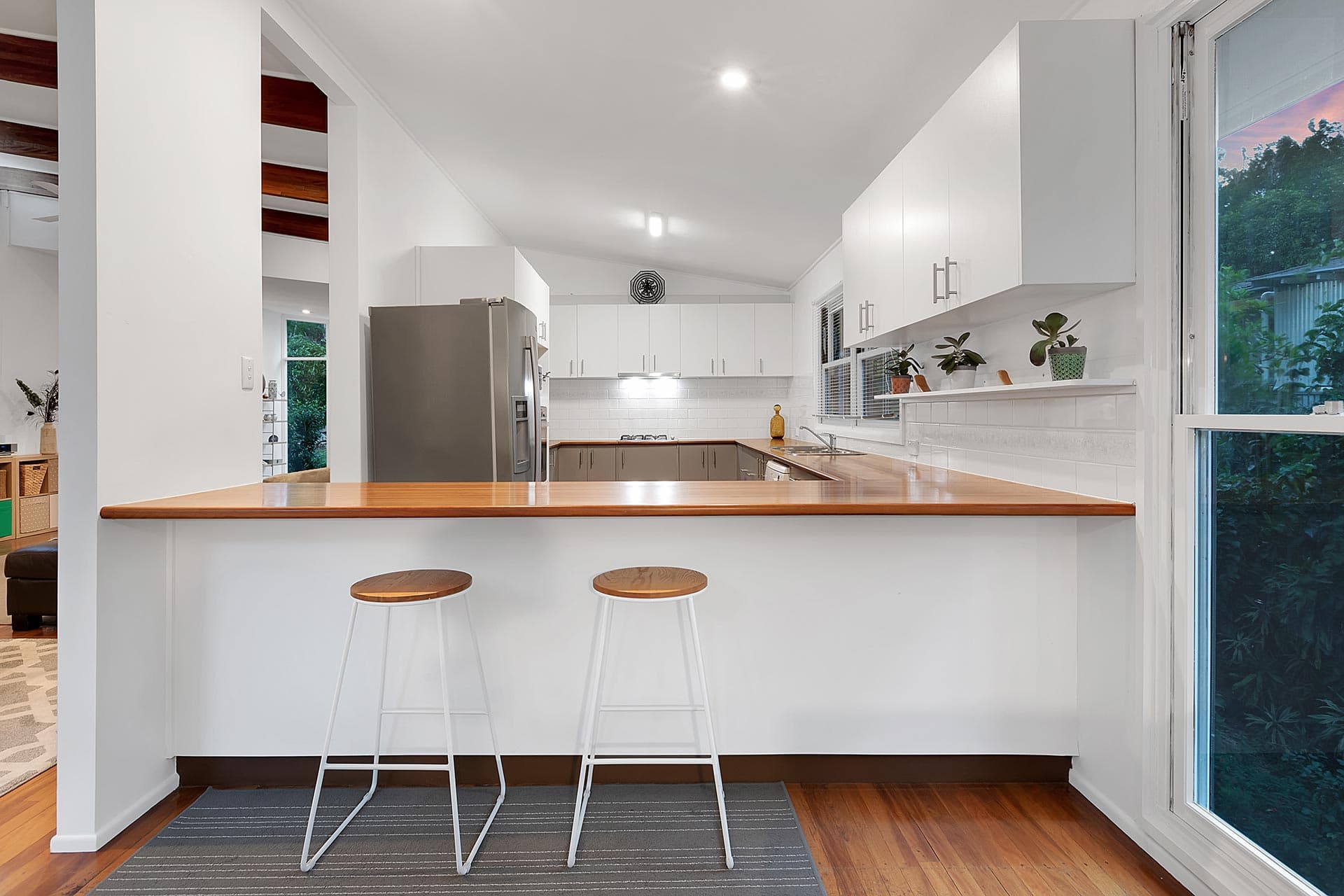 61 Moordale Street, Chapel Hill - Thumbnail 6