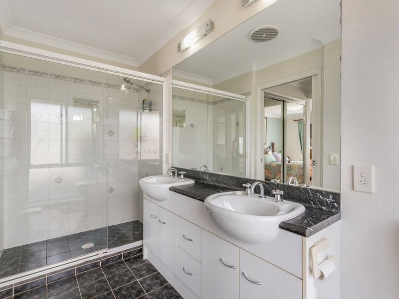 55 Turrbal Street, Bellbowrie - Thumbnail 7