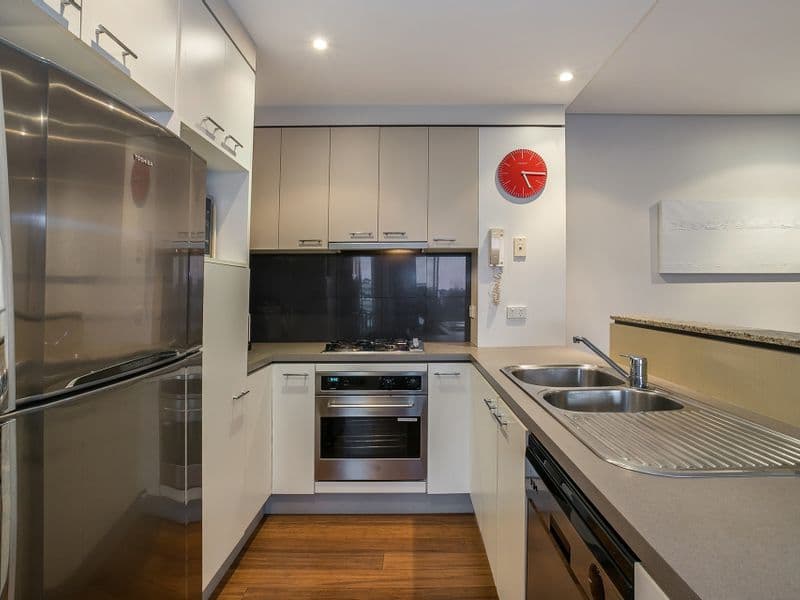 22/26 Holland Street, Toowong - Thumbnail 2