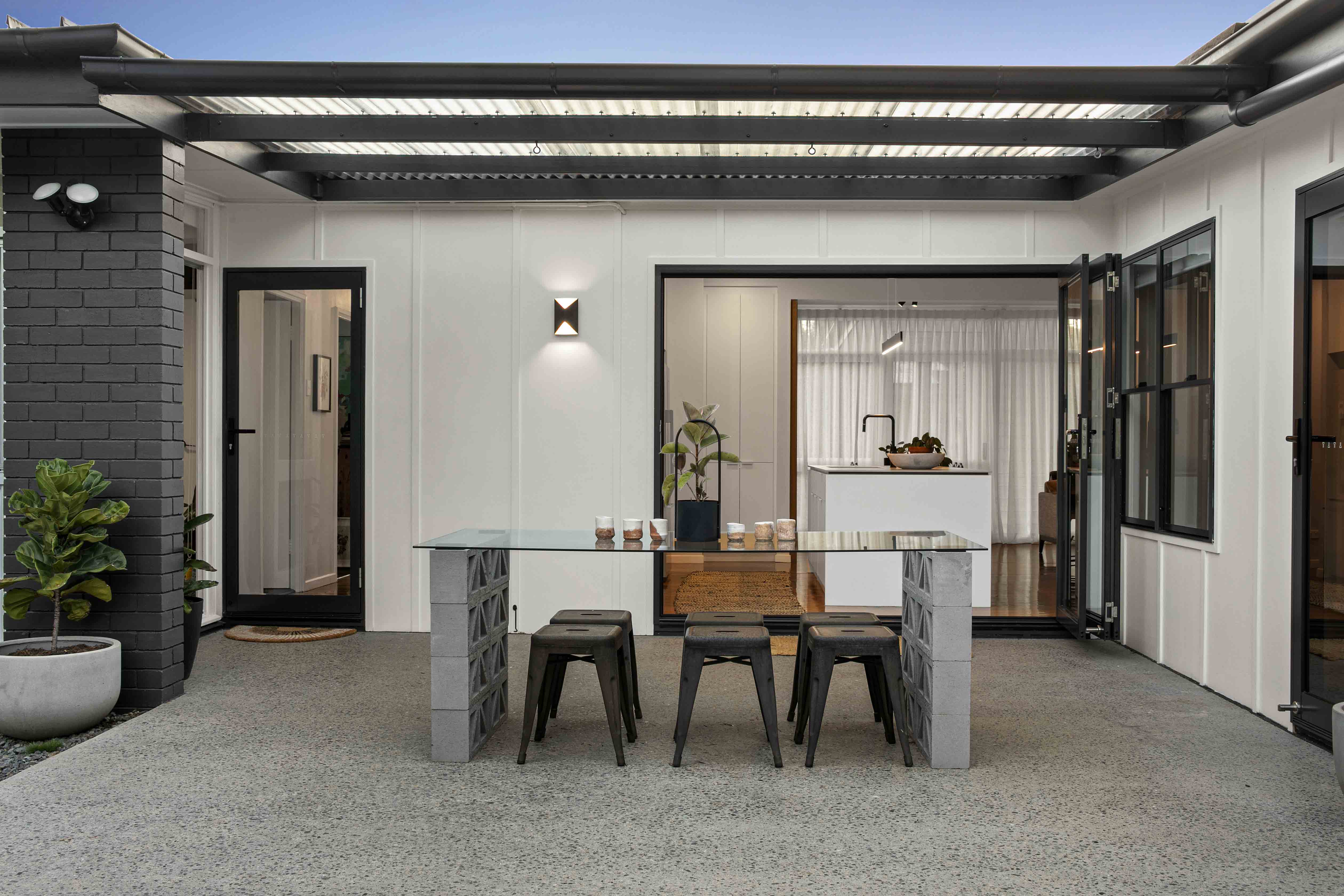 42 Alkina Street, Kenmore - Thumbnail 7