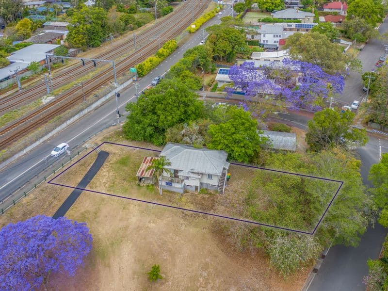 11 Honour Avenue, Chelmer - Thumbnail 5