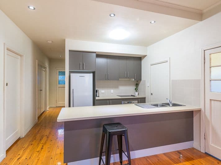 11 Honour Avenue, Chelmer - Thumbnail 8