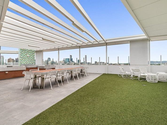 902/338 Water Street, Fortitude Valley - Thumbnail 2