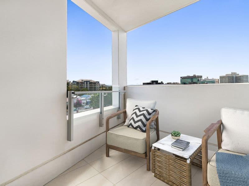 902/338 Water Street, Fortitude Valley - Thumbnail 6