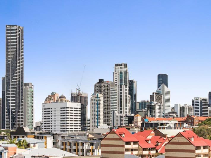 902/338 Water Street, Fortitude Valley - Image 1