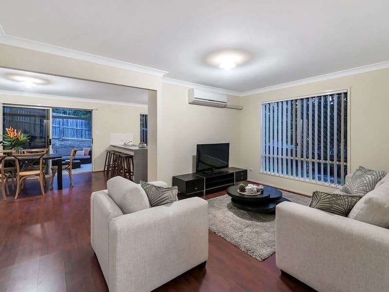 23 Corymbia Crescent, Anstead - Thumbnail 2