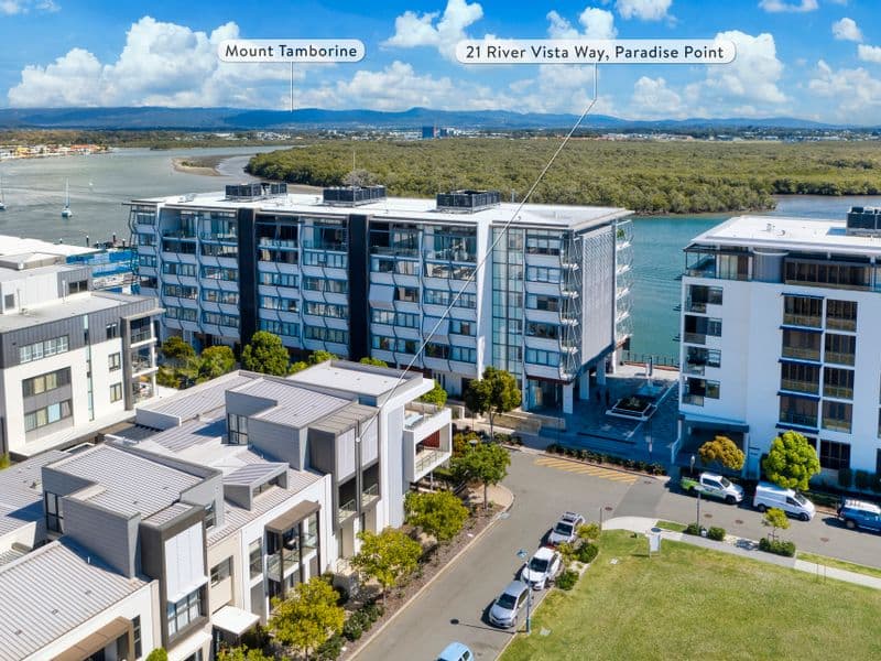 21 River Vista Way, Paradise Point - Image 1