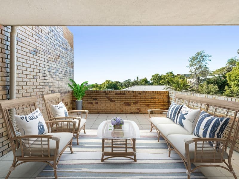 8/298 Swann Road, St Lucia - Thumbnail 2