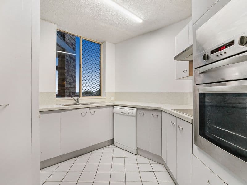8/298 Swann Road, St Lucia - Thumbnail 7