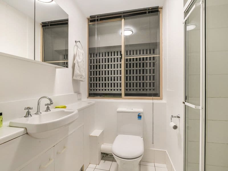 8/298 Swann Road, St Lucia - Thumbnail 8