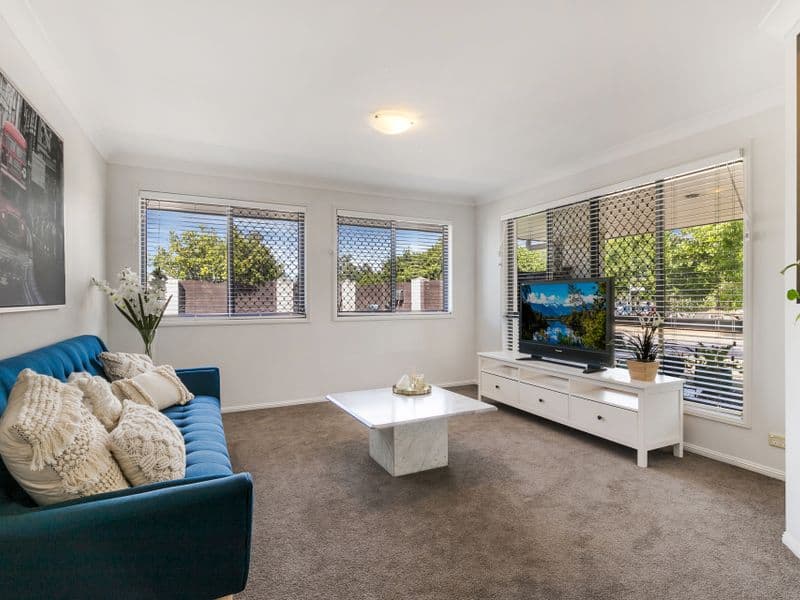 24 Bloomsbury Cresce..., Moggill - Thumbnail 6