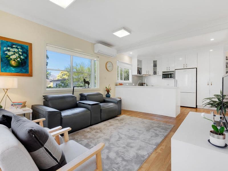 25 Blackstone Street, Indooroopilly - Thumbnail 7