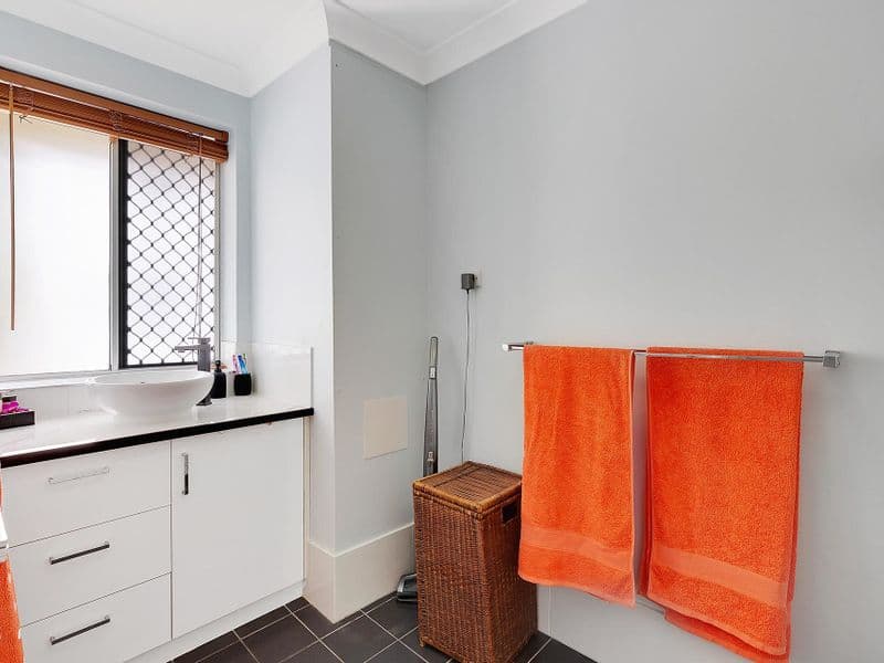 5/117 Clarence Road, Indooroopilly - Thumbnail 6