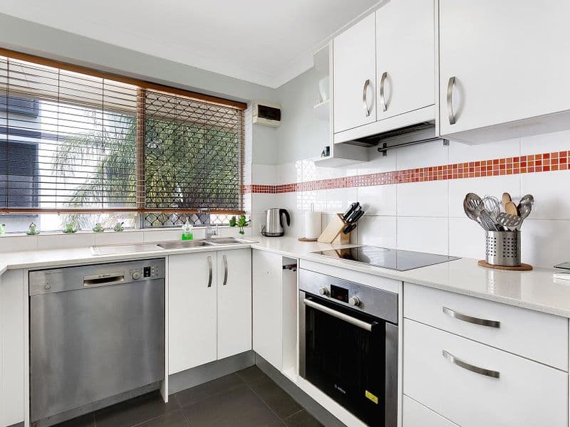 5/117 Clarence Road, Indooroopilly - Thumbnail 8