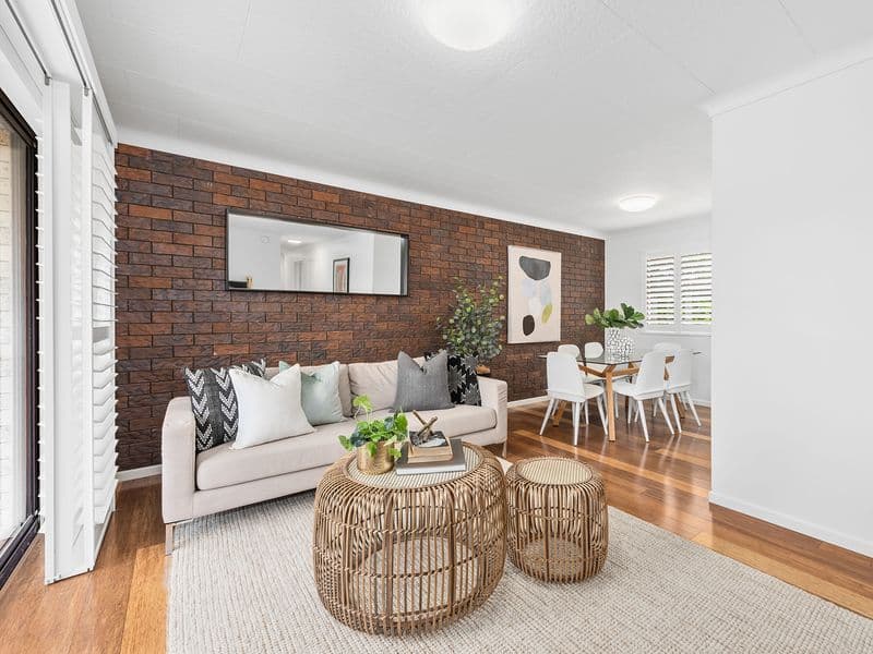 2/15 Burton Street, Indooroopilly - Thumbnail 2