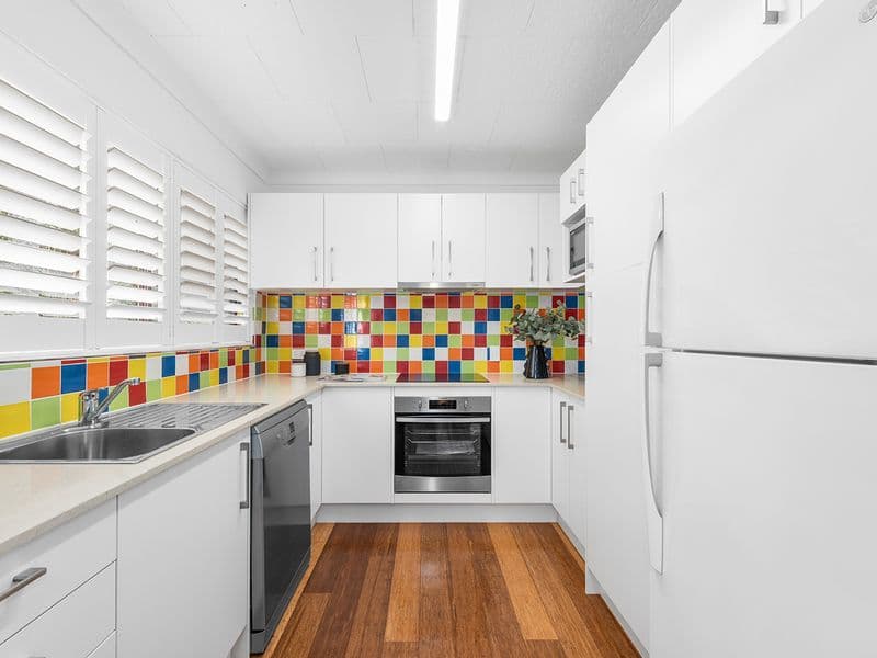 2/15 Burton Street, Indooroopilly - Thumbnail 5